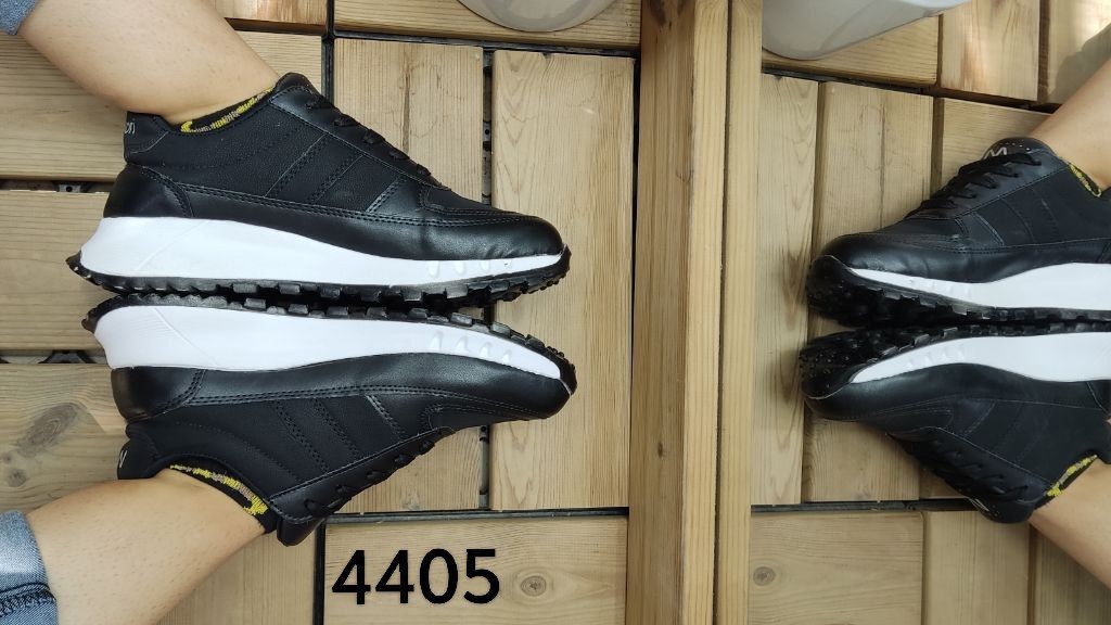 حراج استثنایی کتونی  اسپرت دخترانه  زنانه مدل جدید ونس  Messori رنگ مشکی زیره سفید   با ارسال رایگان  کد4405