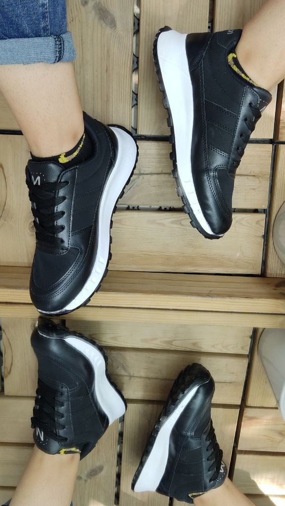 حراج استثنایی کتونی  اسپرت دخترانه  زنانه مدل جدید ونس  Messori رنگ مشکی زیره سفید   با ارسال رایگان  کد4405