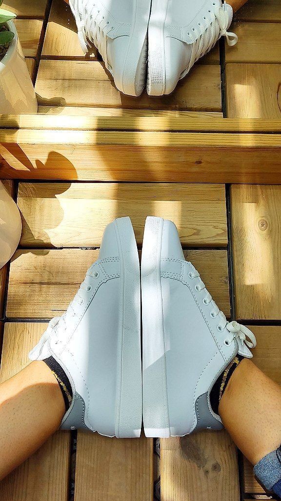 حراج استثنایی کتونی  دخترانه  زنانه مدل جدید ونس  fashion با ارسال رایگان  کد4500