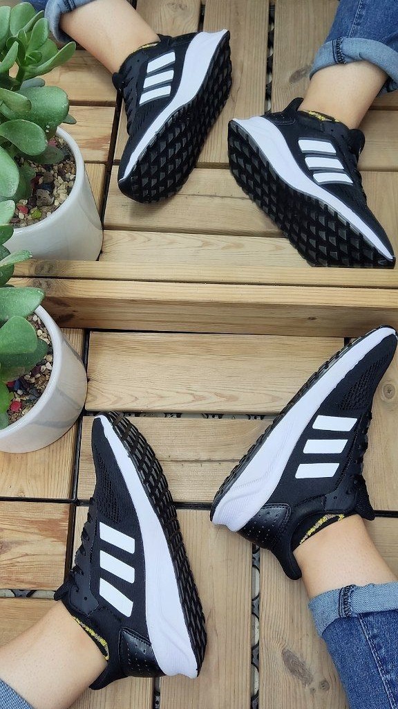 حراج اسپرت پرطرفدار زنانه  مدل اسپیسر  کد8010با ارسال رایگان