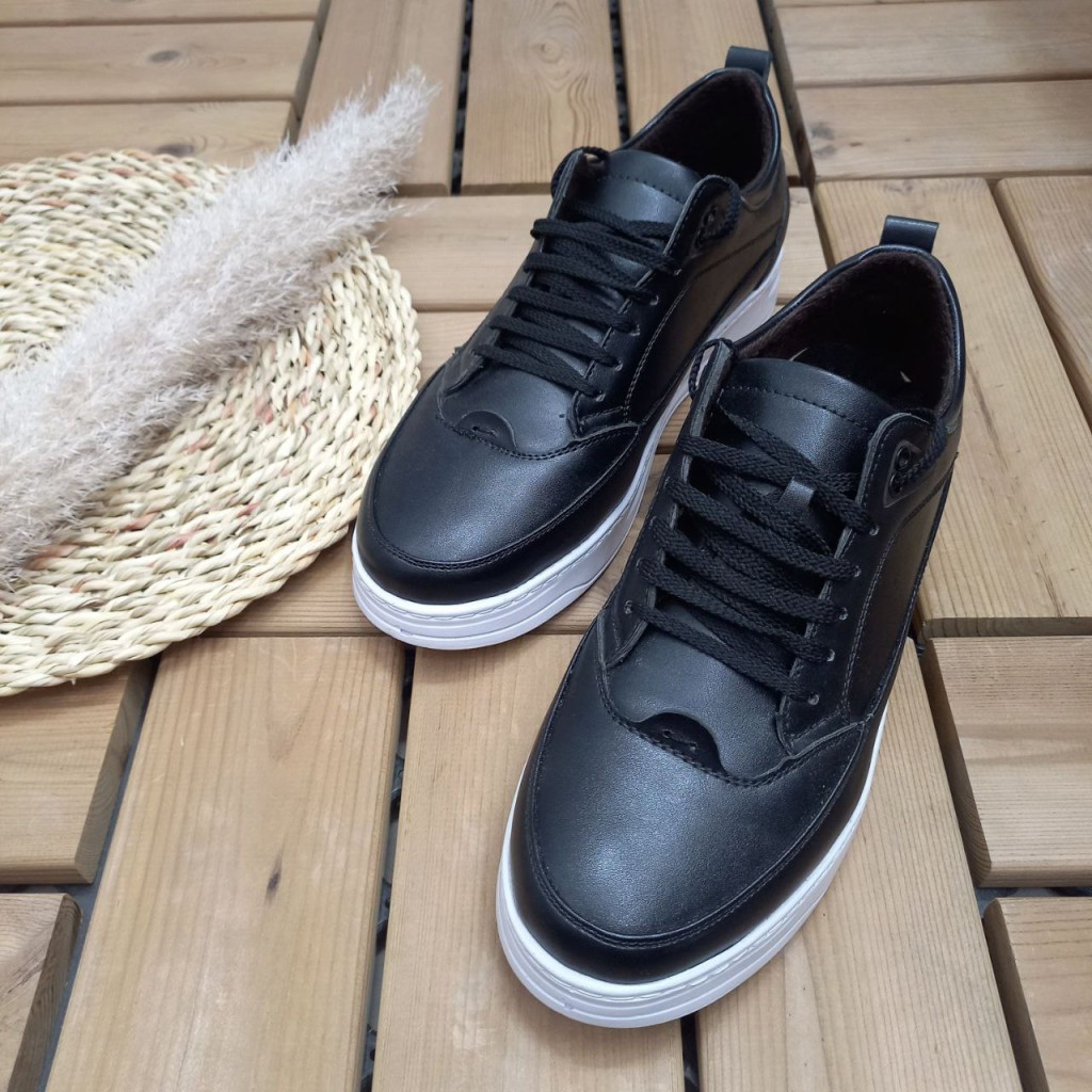 کفش فوق العاده اسپرت ونس شیک و بروز رویه چرم با کیفیت قهوه ای زیره سفید با ارسال رایگان 3488