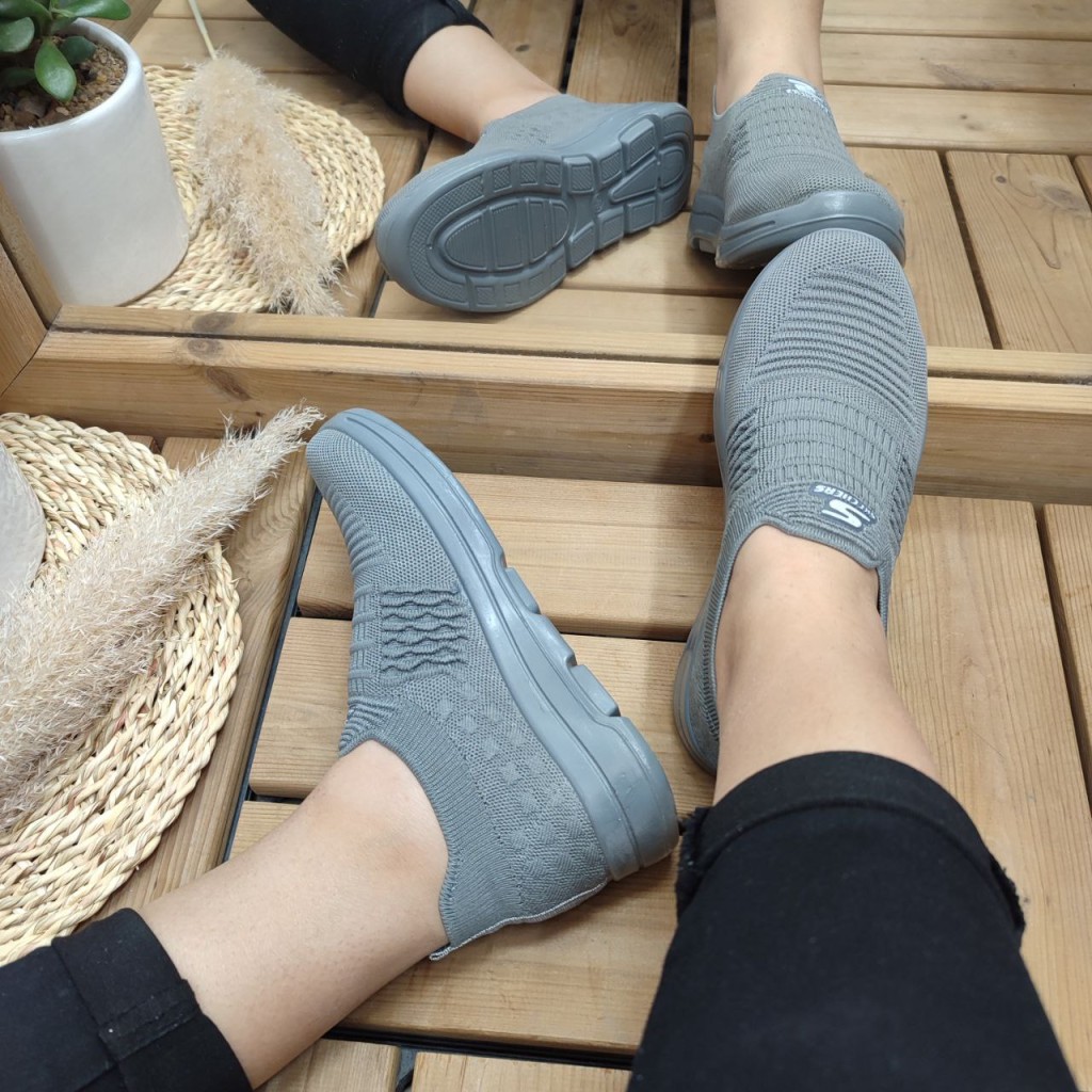 فروش فوق العاده کفش اسپرت و پیاده روی  زنانه دخترانه مدل اسکیچرز مشکی تمام با ارسال رایگان