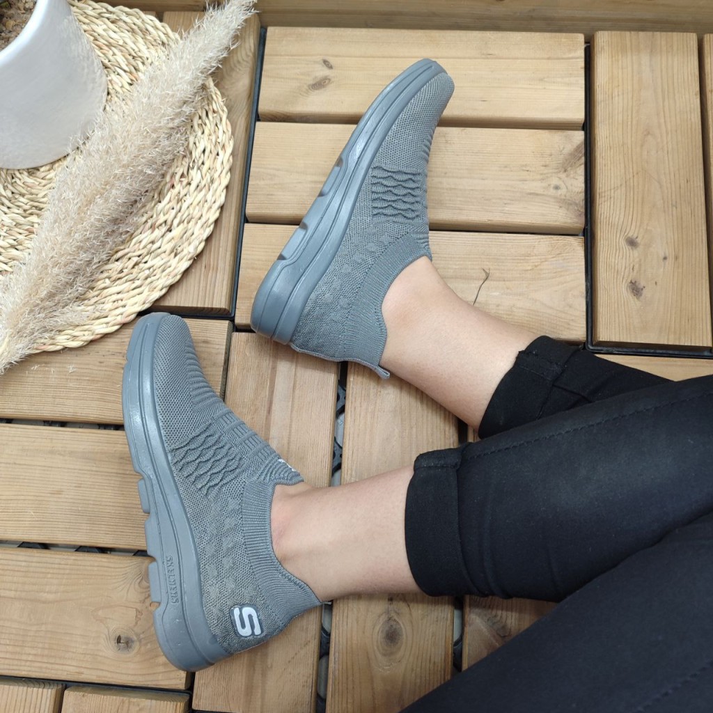 فروش فوق العاده کفش اسپرت و پیاده روی  زنانه دخترانه مدل اسکیچرز مشکی تمام با ارسال رایگان