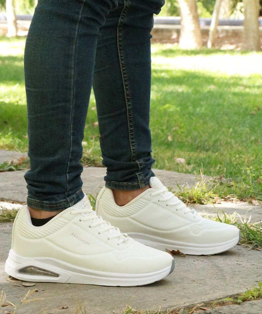 اسپرت مردانه   جدید مدل اسکیچرز  زیره کپسولی مشکی با ارسال رایگان