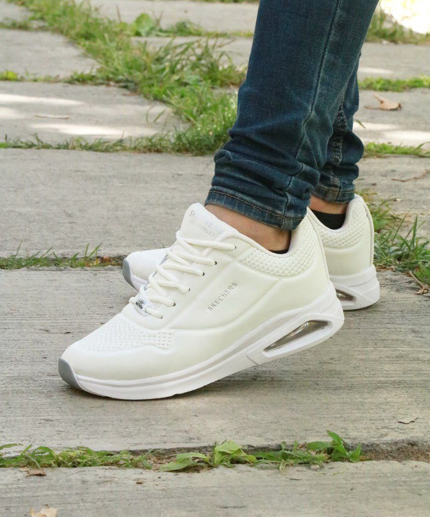 اسپرت مردانه   جدید مدل اسکیچرز  زیره کپسولی مشکی با ارسال رایگان