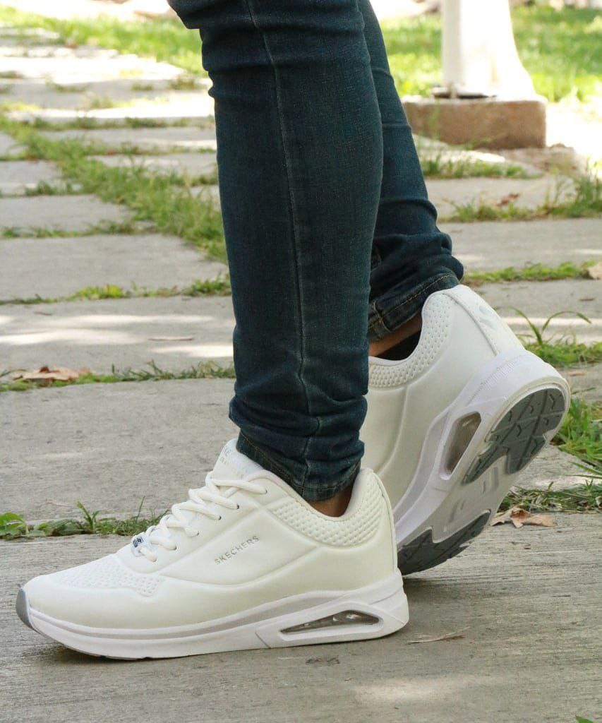 اسپرت مردانه   جدید مدل اسکیچرز  زیره کپسولی مشکی با ارسال رایگان