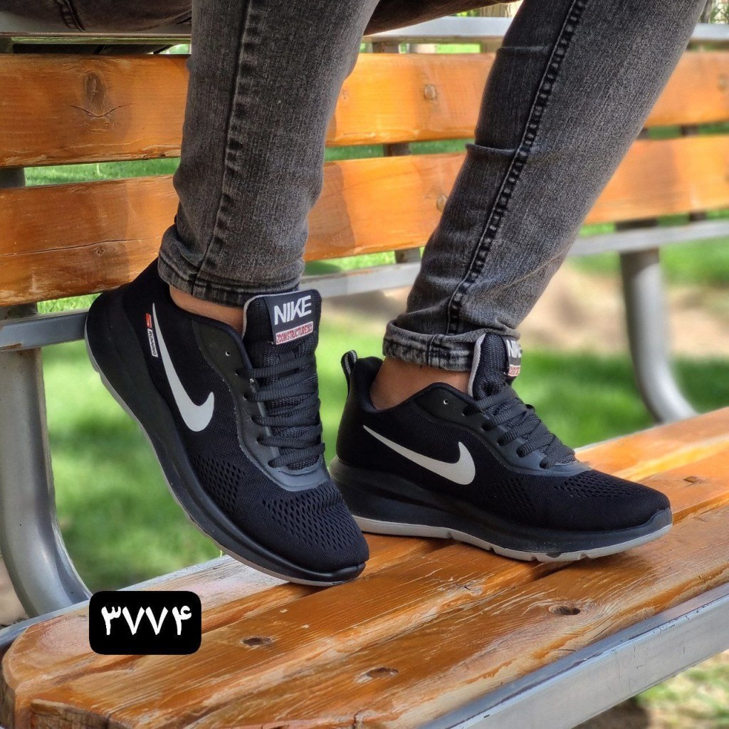 کفش اسپرت مردانه مدل نایک بسیارجذاب مشکی سفید  ارسال رایگان