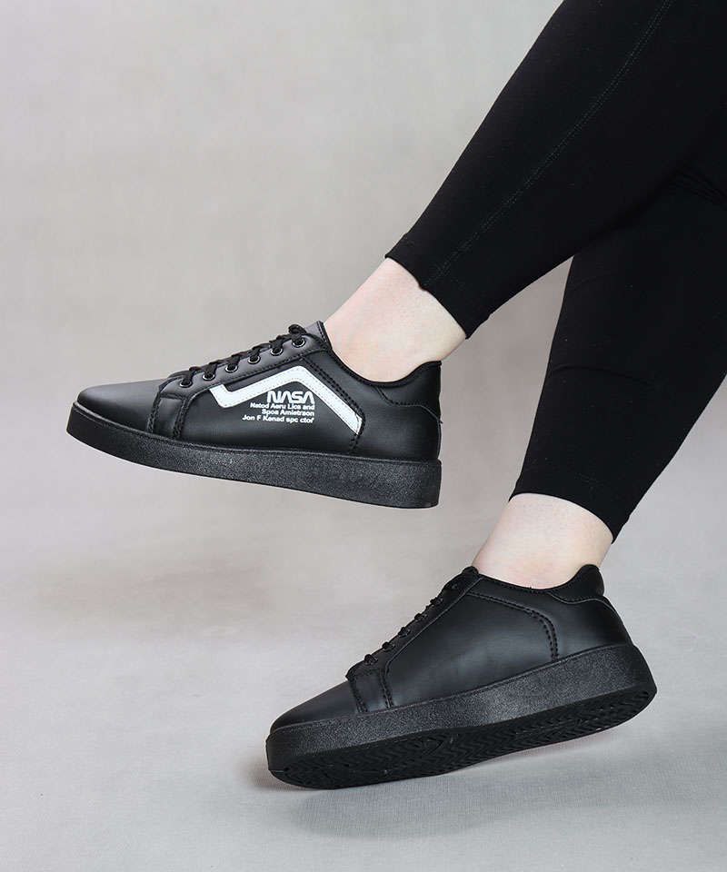 حراج استثنایی کتونی  دخترانه  زنانه مدل جدید ونس FASHION  رنگ سفید تمام    با ارسال رایگان  کد4502