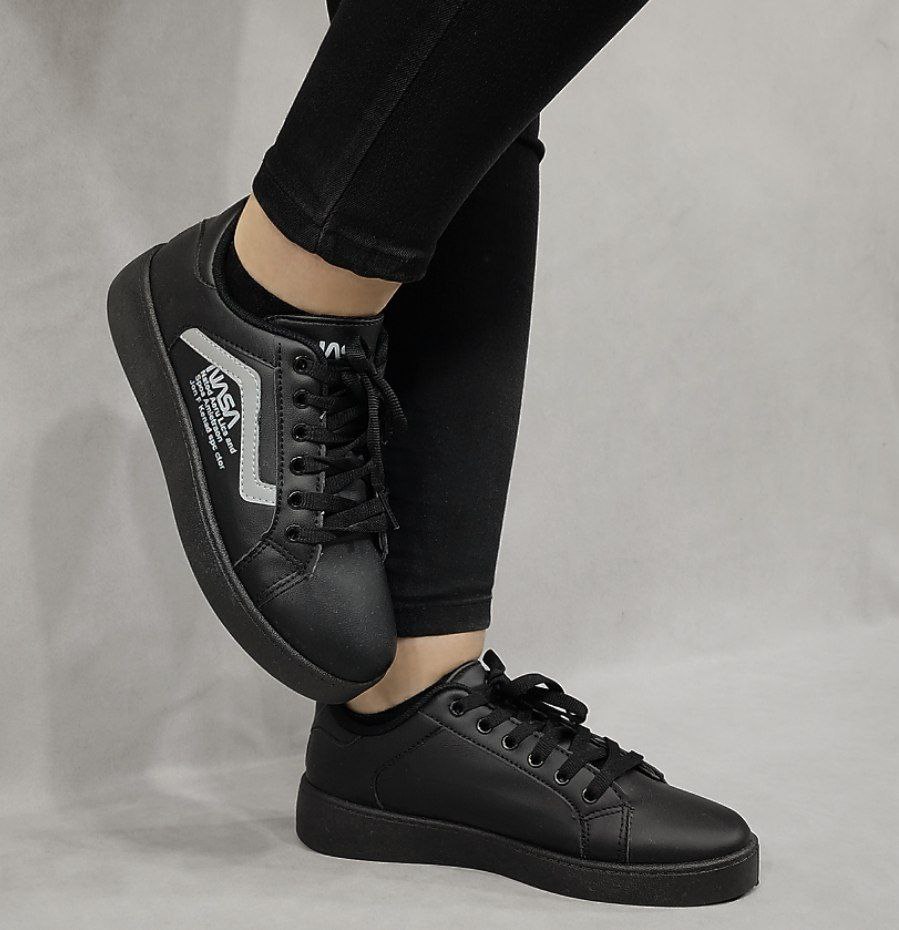 حراج استثنایی کفش کتونی دخترانه مدل ونس ناسا مناسب برای خوش سلیقه ها مشکی سفید با ارسال رایگان