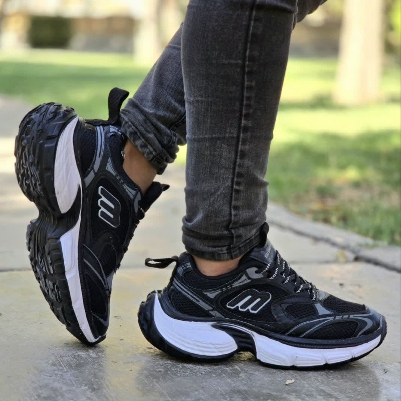 حراج باور نکردنی  کفش اسپرت مردانه پسرانه بالنسیاگا Balenciaga مدل 10 ایکس شیک و بادوام رنگ مشکی سفید با ارسال رایگان