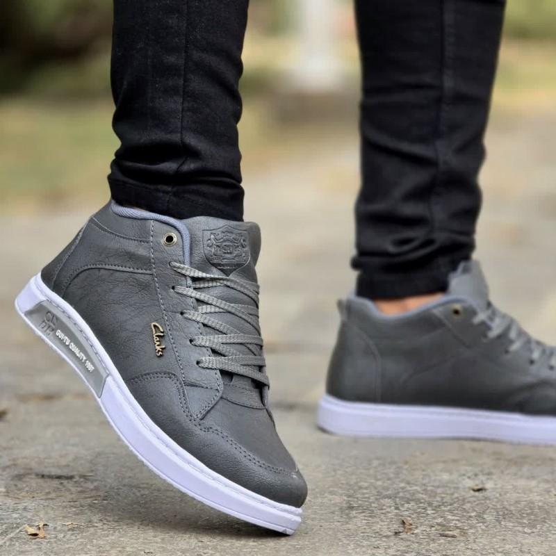 فروش کفش نیم بوت مردانه و پسرانه فوق العاده جذاب و بادوام رنگ طوسی باارسال رایگان