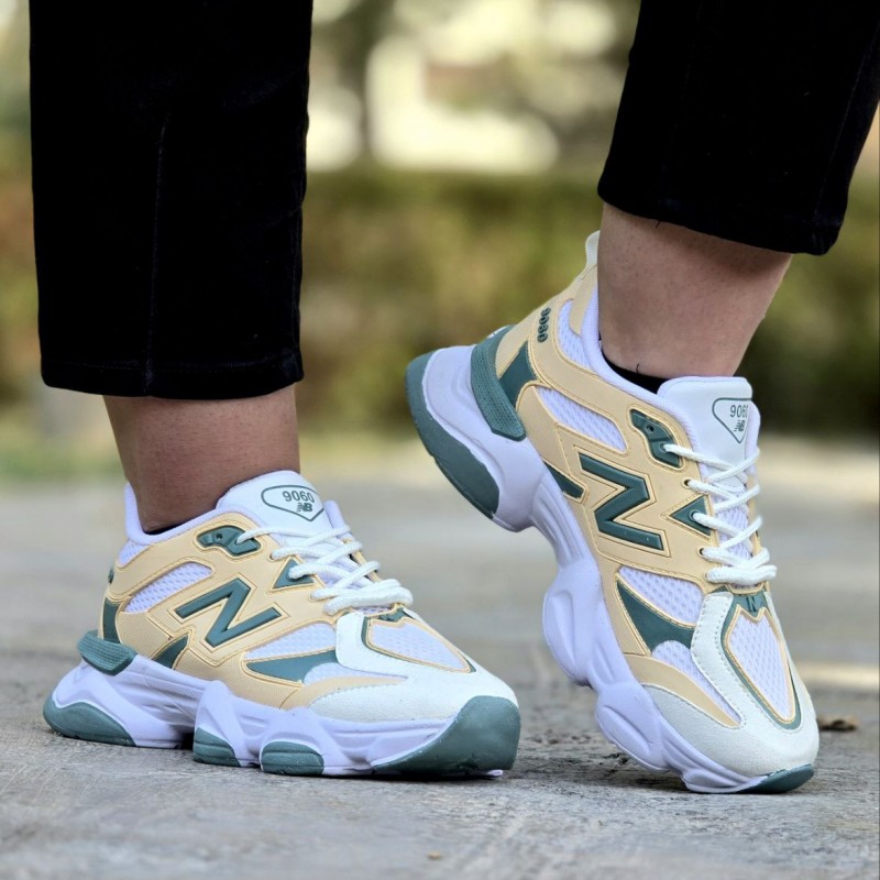 فروش باورنکردنی کفش کتونی اسپرت زنانه و دخترانه مدل نیوبالانس 9060 رنگ سفید کرم سبز با کیفیت عالی و درجه یک  با ارسال رایگان