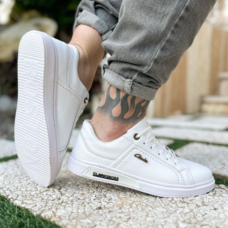 فروش  ویژه کفش ونس اسپرت مردانه و پسرانه مدل کلارک رنگ سفید تمام یه کار خاص و بی نظیر با ارسال رایگان