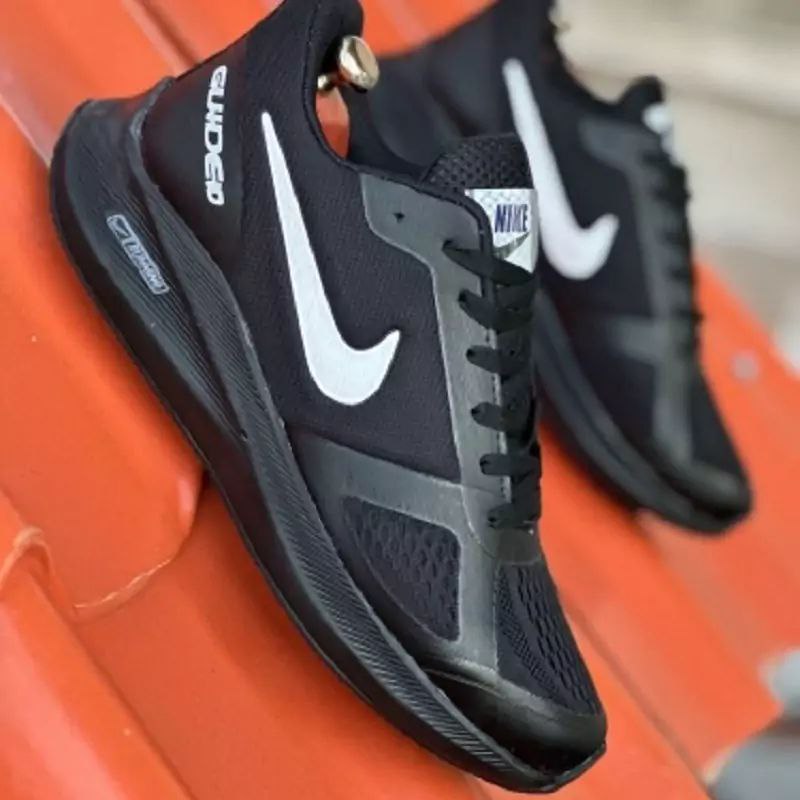 فروش بی نظیر کفش اسپرت پسرانه و مردانه و مدل نایک رنگ مشکی نایک سفید مناسب باشگاه و پیاده روی با ارسال رایگان