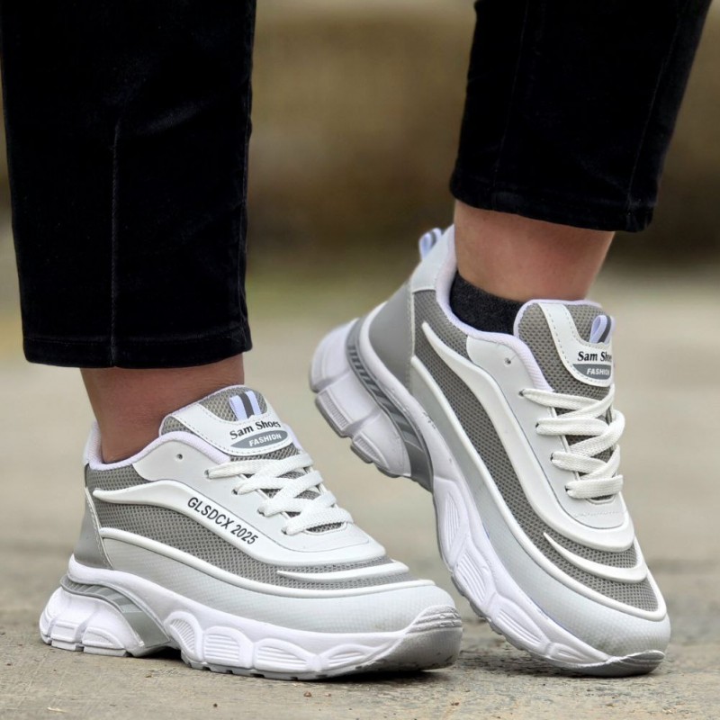 حراااااج این هفته کفش اسپرت زنانه مدل فشیون پروانه‌ای زیبا و نرم  رنگ سفید طوسی باارسال رایگان