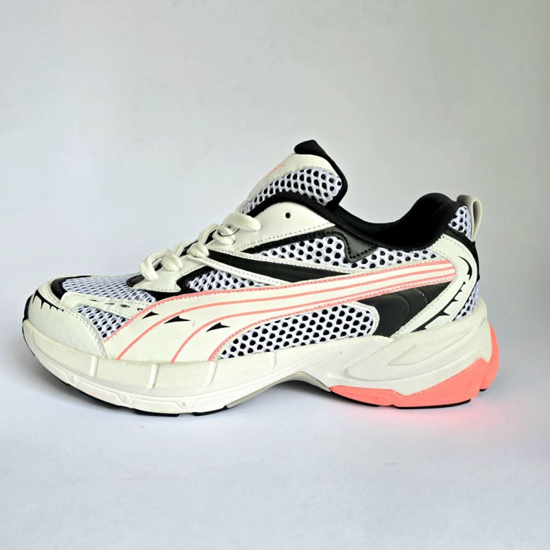 تخفیف ویژه  کفش اسپرت مردانه و پسرانه مدل آسیکس سبک و بادوام  رنگ سفید نارنجی با ارسال رایگان