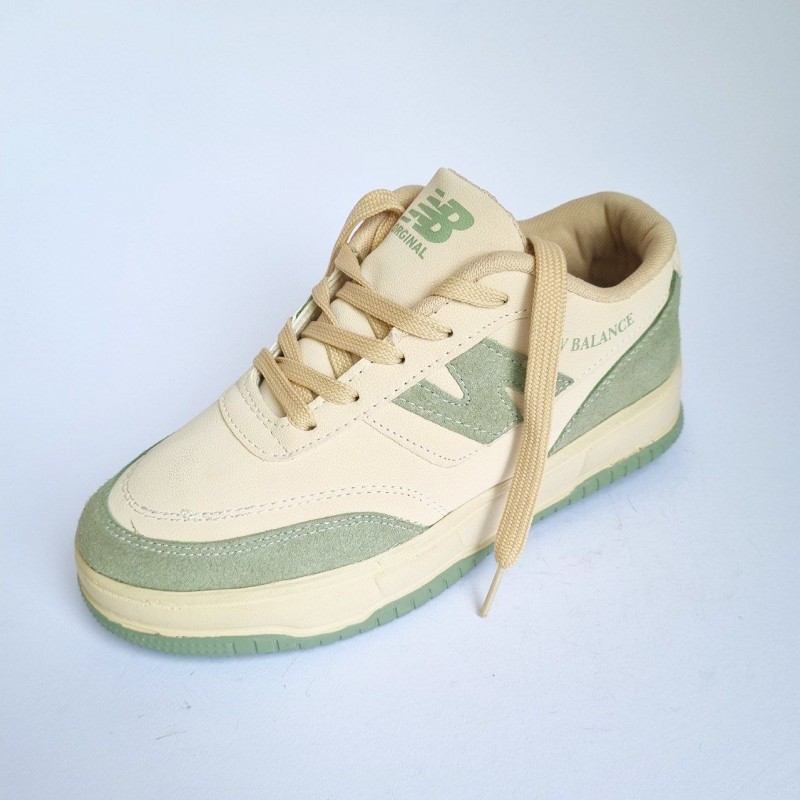 فروش ویژه کفش کتونی اسپرت زنانه دخترانه مدل ونس طرح نیوبالانس با کیفیت خاص رنگ کرم سبز باارسال رایگان