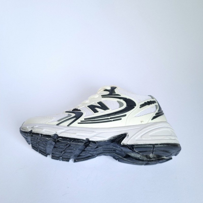 فروش واقعی کفش اسپرت دخترانه زنانه مدل نیوبالانس زیبا و راحت رنگ سفید مشکی  با ارسال رایگان