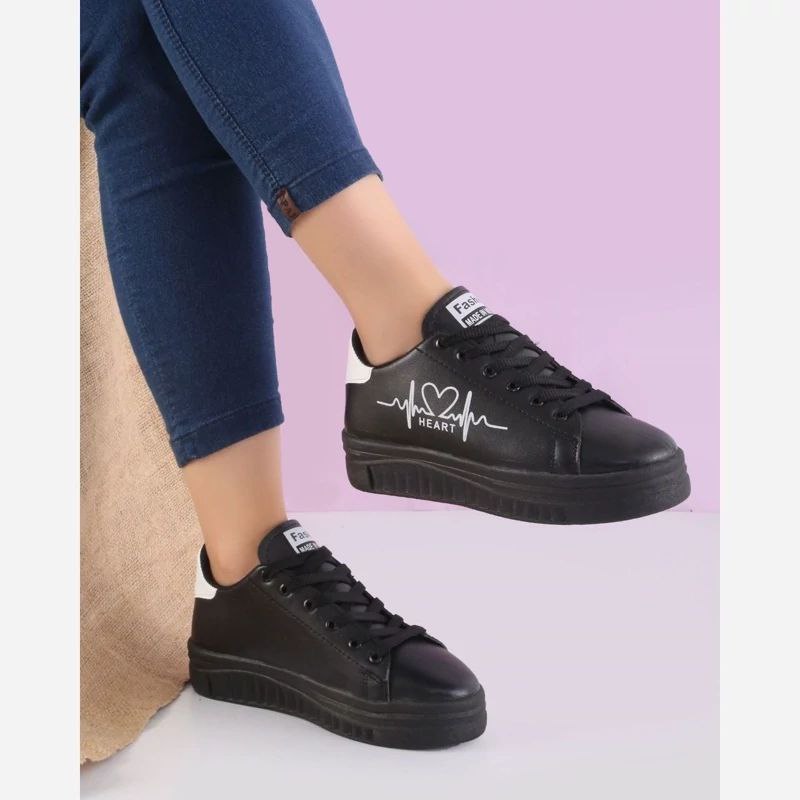 حرااااج عالی  کفش اسپرت زنانه دخترانه مدل ونس ضربان با  دوام و مقاومت بالا رنگ مشکی سفید  باارسال رایگان