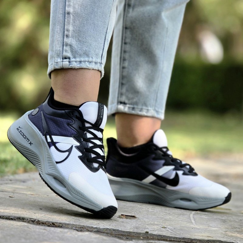 فروش جدید کفش اسپرت کتونی نایک زومیکس  زنانه دخترانه بسیار سبک و راحت رنگ سفید مشکی با ارسال رایگان