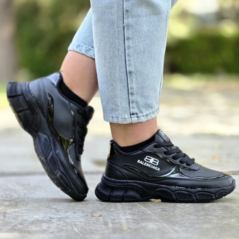 حراج جدید کفش اسپرت بالنسیاگا  زنانه دخترانه بادوام و کیفیت بالا رنگ مشکی تمام  با ارسال رایگان