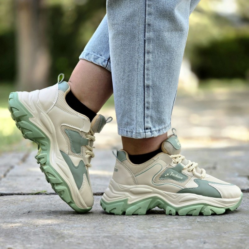 حراااجی کفش اسپرت زنانه مدل فشیون یه مدل شیک و خاص  رنگ  کرم سبز  باارسال رایگان