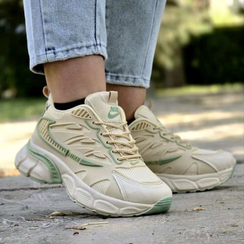 حراج ویژه  کفش اسپرت کتونی نایک برعکس زنانه مقاوم و خاص رنگ کرم سبز  با ارسال رایگان