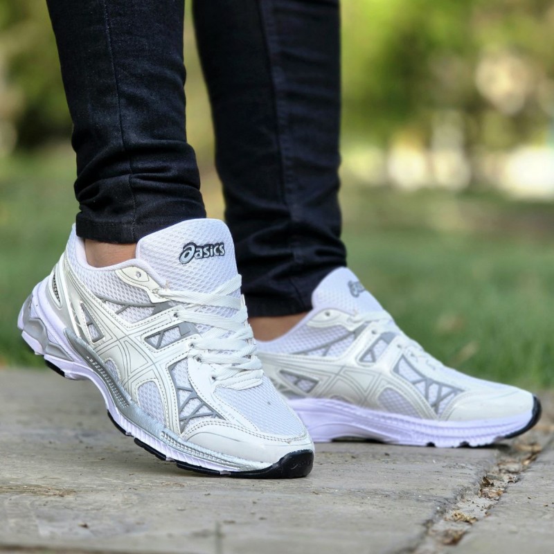 فروش پرطرفدار کفش کتونی اسپرت مردانه مدل اسیکس شیک و کاربردی رنگ سفید طوسی با ارسال رایگان