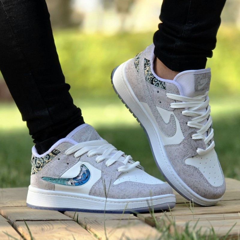 تخفیف بی نظیر کفش کتونی اسپرت نایک دراگون  زنانه و مردانه راحت و پرطرفدار رنگ طوسی سفید  با ارسال رایگان