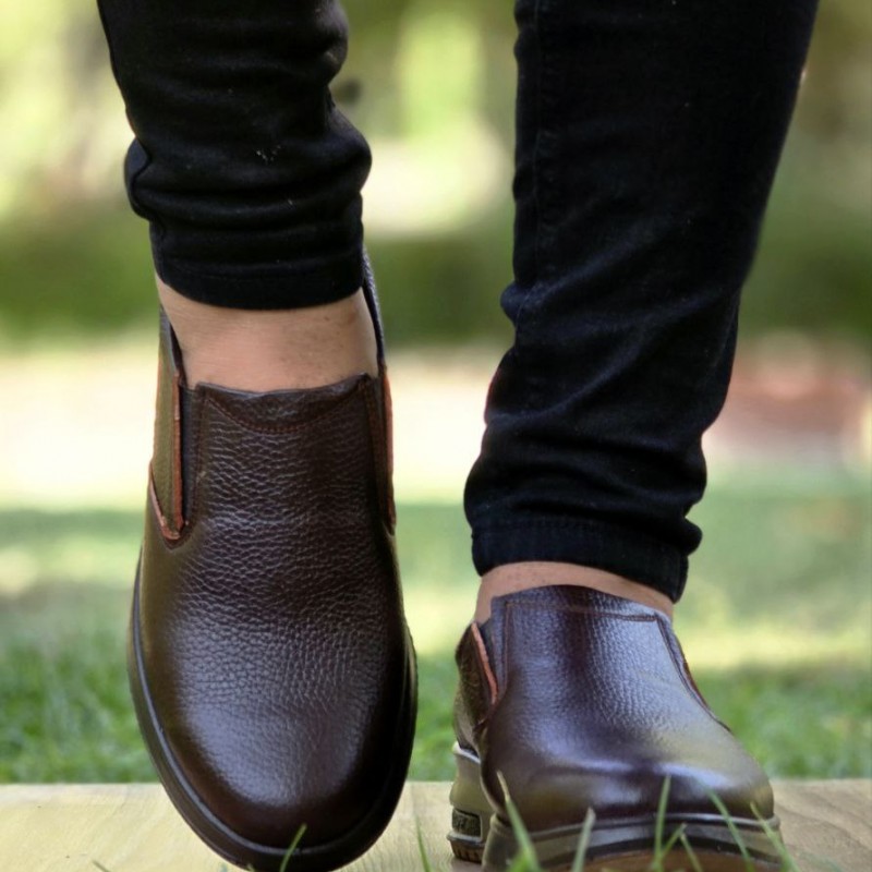 حراااج  منحصر به فرد کفش اداری مجلسی مردانه چرم طبیعی تبریز عالی و باکیفیت  رنگ قهوه ای  با ارسال رایگان