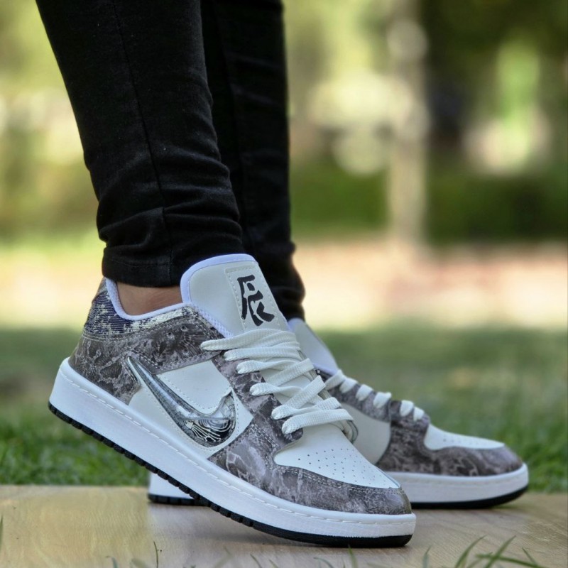 فروش ویژه کفش کتونی اسپرت نایک دراگون  زنانه و مردانه راحت و کلاسیک رنگ سفید و طوسی با ارسال رایگان