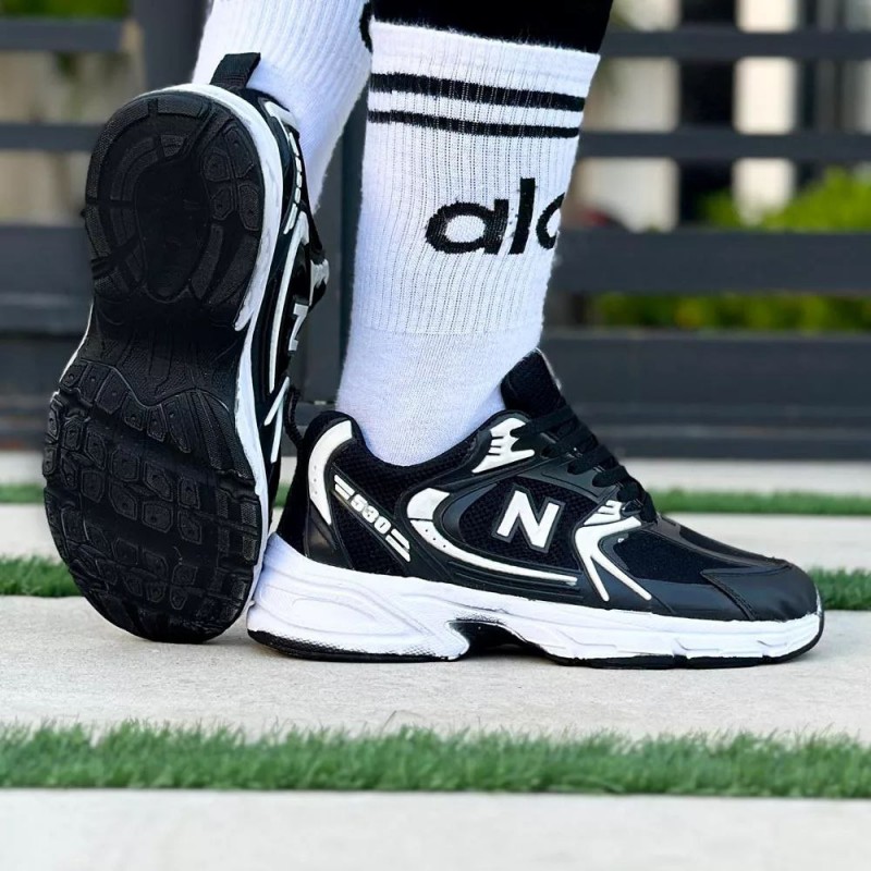 تخفیف جدید کفش کتونی ست اسپرت مردانه زنانه مدل نیوبالانس 530 منحصر به فرد و خوش ساخت رنگ مشکی سفید با ارسال رایگان