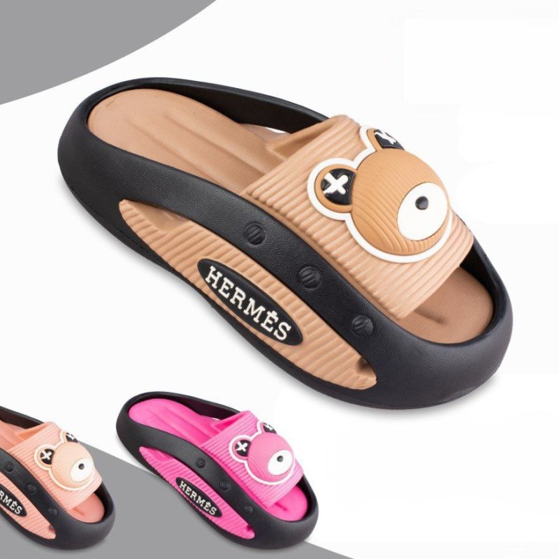 فروش حیرت انگیز دمپایی صندل  دخترانه و زنانه کرومی مدل جسیکا  بادوام و جذاب با طرح خرسی رنگ  مشکی قهوه ای  با ارسال رایگان