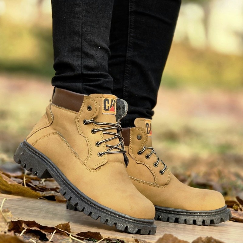 حراج باکیفیت نیم بوت مردانه  پسرانه مدل کت CAT مقاوم و بادوام رنگ خردلی با ارسال رایگان