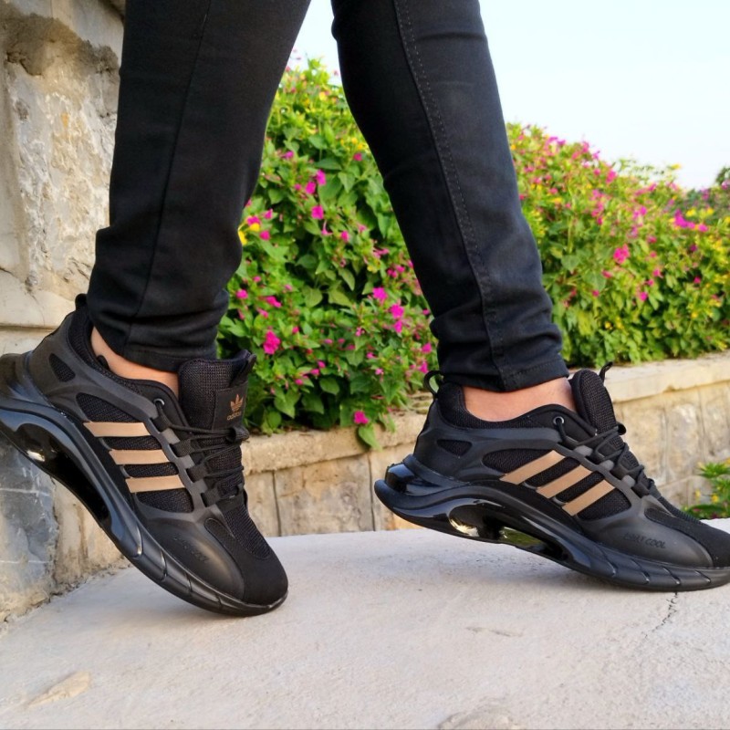 جدید ترین کفش اسپرت کتونی  مردانه مدل ادیداس مشابه نمونه های خارجی شیک و کاملا بروز 3482