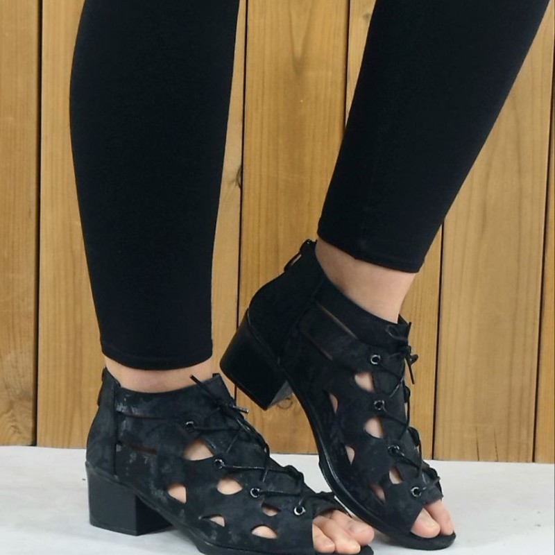 کفش تابستانه مدل بارکو  رویه پتینه  زنانه دخترانه شیک مخصوص دخترخانمهای با سلیقه 1364