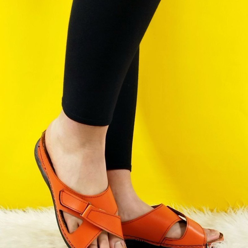 دمپایی صندل تابستانه دخترانه زنانه  زیره طبی محکم با کیفیت و متریال و کیفیت عالی رنگ نارنجی