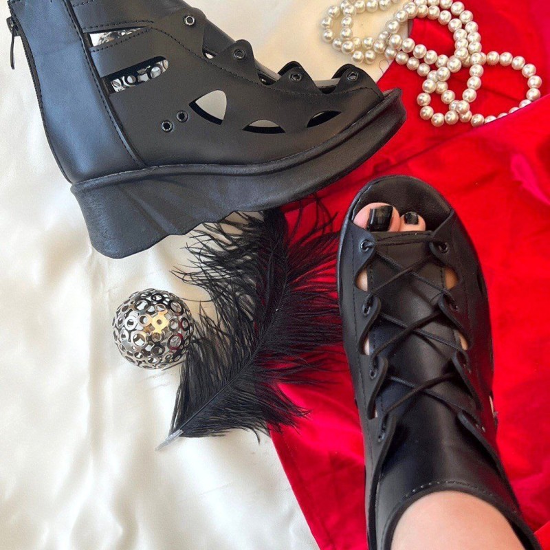 کفش تابستانه زنانه مدل بندی ساقدار  زنانه دخترانه خیلی نرم و راحت و خوشگل پشت زیپی