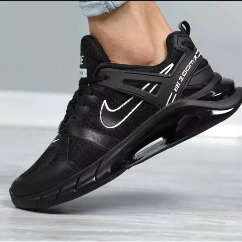 قشنگترین هفته کفش اسپرت کتونی  مردانه پسرانه مدل نایک فوق العاده راحت با کیفیت مشکی سفید 3597