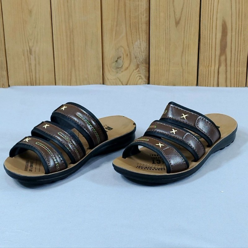 دمپایی صندل تابستانه  بچگانه  پسرانه زیره طبی محکم قابل شستشو  قهوه ای با ارسال رایگان