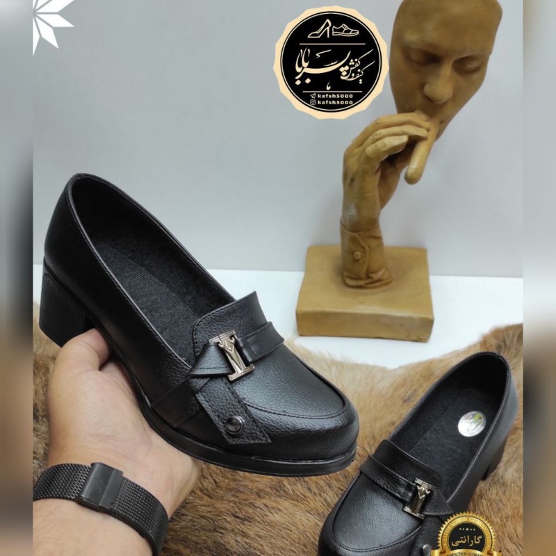 کفش صد در صد طبی  راحتی اداری زنانه جذاب و رویه چرمی با کیفیت زیره پیو