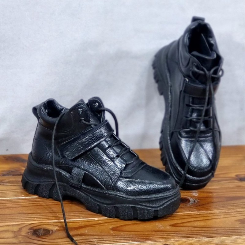 کفش نیم بوت زنانه دخترانه با کیفیت و  فو ق العاده شیک  مدل بو فالوارسال رایگان4619