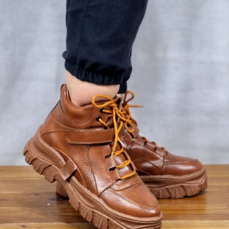 کفش نیم بوت زنانه دخترانه با کیفیت و  فو ق العاده زیبا و شیک مدل بو فالوارسال رایگان4621