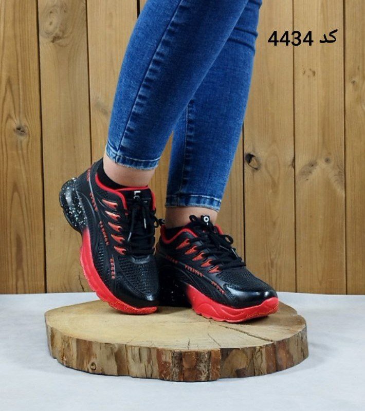 کفش کتونی اسپرت مدل رویه پختی کهکشانی زنانه دخترانه مشکی قرمز جذاب با ارسال رایگان 4434