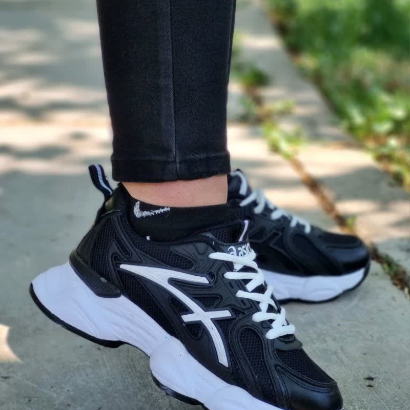 کفش اسپرت دخترانه زنانه مدل اسیکس بادوام و مقاوم مشکی سفیدبا ارسال رایگان