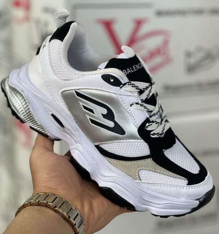 حراج باور نکردنی  کفش اسپرت زنانه دخترانه مدل بالنسیاگا Balenciaga زیره  راحت و سبک رنگ سفید مشکی شیک و جذاب با ارسال رایگان