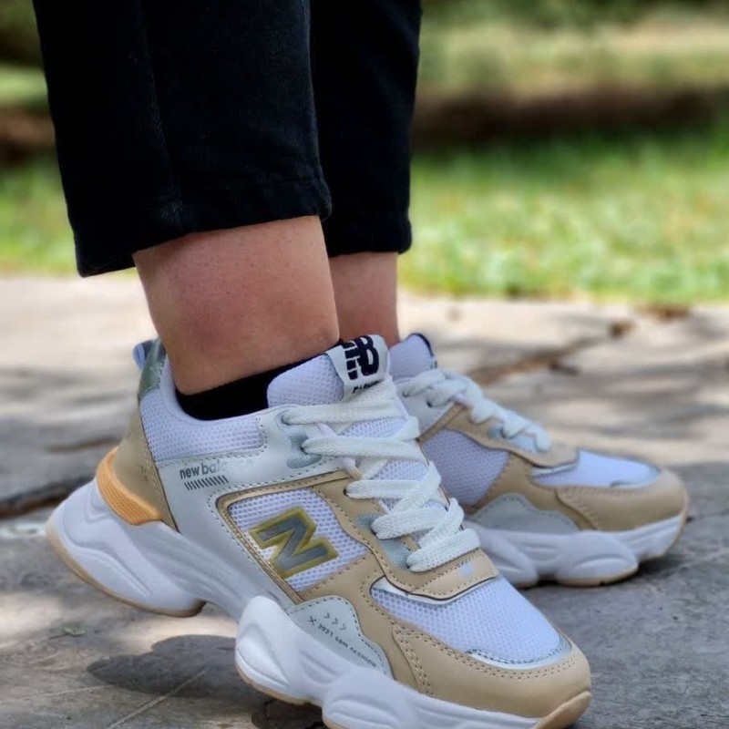 فروش ویژهههه کفش اسپرت دخترانه زنانه مدل نیوبالانس رنگ سفید کرم مناسب افراد خاص پسند زیره پیو راحت و بادوام  با ارسال رایگان