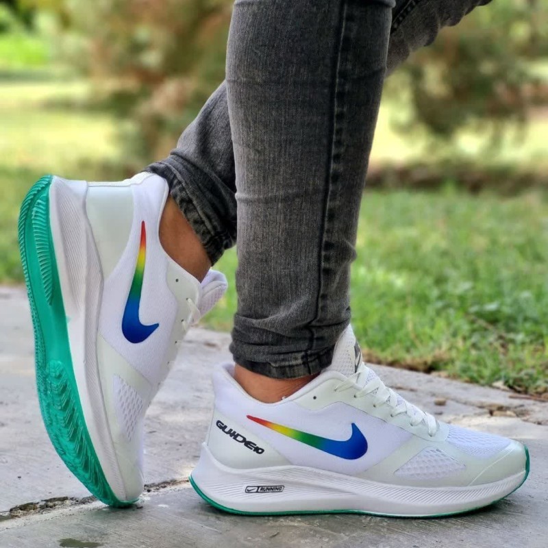 حراج باورنکردنی کفش کتونی اسپرت مردانه و پسرانه نایک اسپیسر زیره طبی رنگ سفید نایک آبی شیک و جذاب با ارسال رایگان