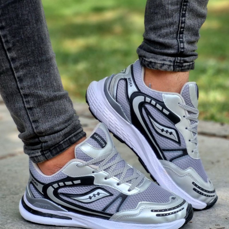 فروش ویژه کفش کتونی اسپرت مردانه مدل ساکونی  زیره پیو رنگ طوسی نقره ای زیره سفید فوق العاده بادوام وزیبا ارسال رایگان