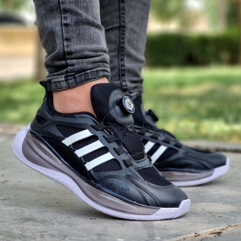 حراج ویژه کفش کتونی اسپرت مردانه و  پسررانه مدل آدیداس پمپی زیره پیو سبک راحت رنگ مشکی سفید  خاص و شیک با ارسال رایگان